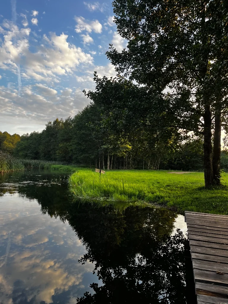 Plaża nad Czarną Hańczą